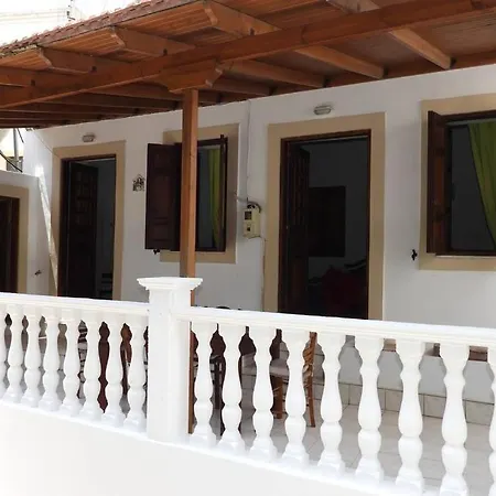 Traditional Villa Efterpi Chalki Town Exterior photo